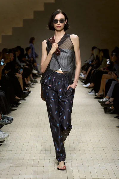 Look 55